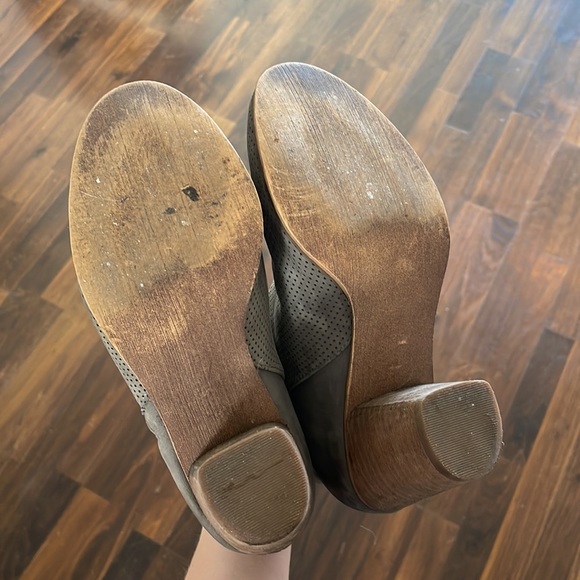 BP Trolley Ankle Booties in Perferated Grey - Size 7 - Picture 7 of 10